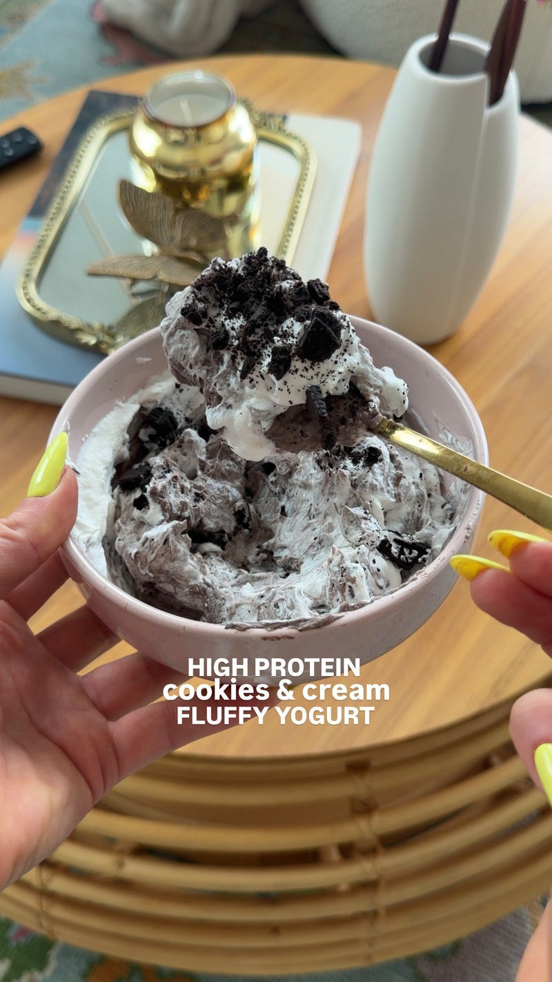 RECIPE: Cookies + Cream Fluffy Yogurt
